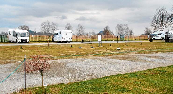 Camping-Stellplatz Struppen