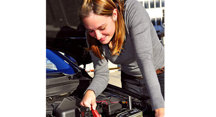 Die Gesellschaft für Technische Überwachung (GTÜ) hat acht Ladegeräte für die Autobatterie auf den Prüfstand gestellt.