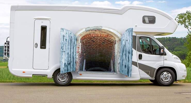 Ein REISEMOBIL MIT DOPPELBODEN lockt mit zusätzlichem Platz und weiteren Vorzügen.