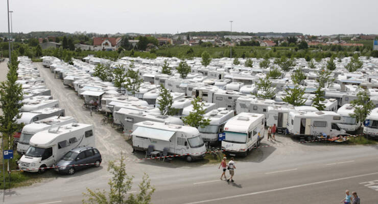 Hymer 50. Geburtstag Reisemobile Caravans Wohnmobile Wohnwagen