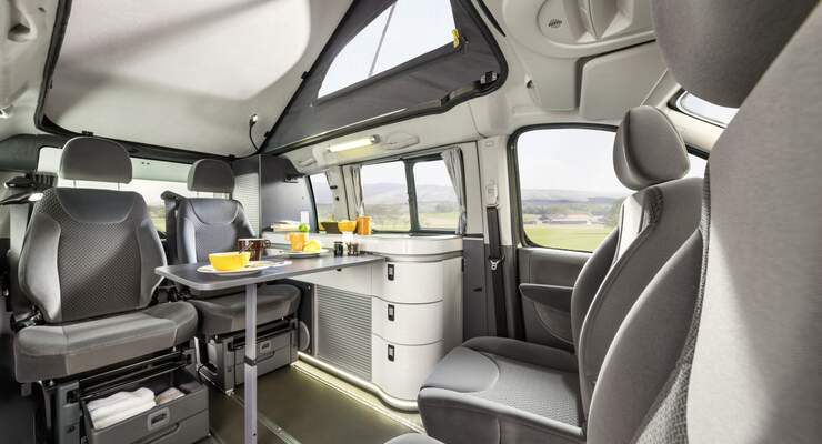 In enger Zusammenarbeit mit Westfalia entstand auf Basis des Expert Tepee ein Reisemobil. Es verfügt über einen 2.0 Liter HDi-FAP-Motor.