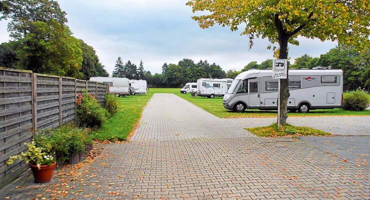 Stellplatz am Hotel Hilling