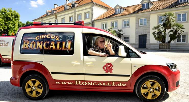 Volkswagen Nutzfahrzeuge: Caddy für den Circus Roncalli
